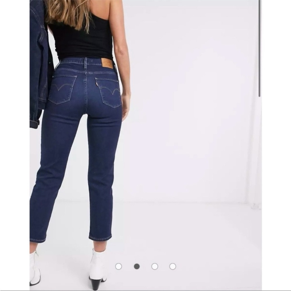 Levi's Premium 724 High Rise Straight Jeans size 28